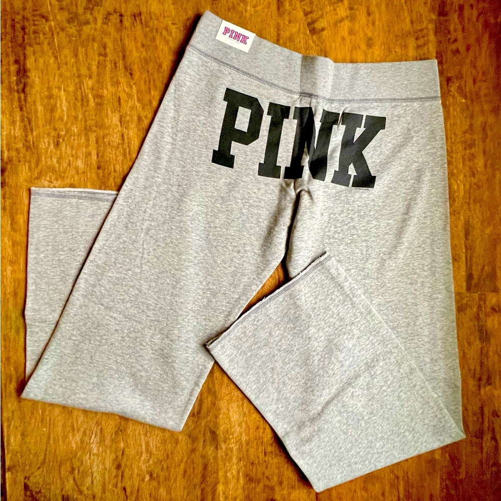 Victoria’s Secret Pink HTF Vintage Flare Grey PINK Logo Heart Sweatpants L NWTS
